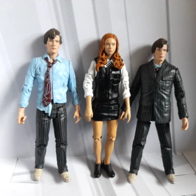 £25 • Buy Doctor Who 11th Doctor Regenerated Figures With Amy Pond Police Outfit