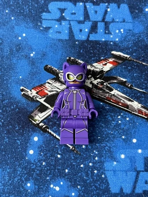 $4.29 • Buy Lego Catwoman Minifigure Sh330 70902 70923 The Bat-Space Shuttle