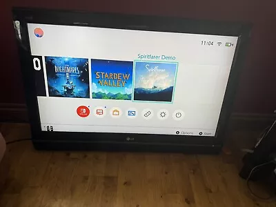 LG 37 Inch TV WITH REMOTE NO STAND - Good For Gaming. • £30