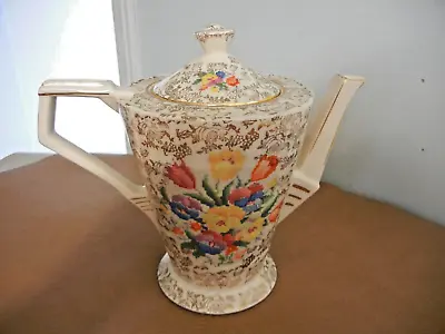 Vintage  H & K   Tunstall  England     Old English Sampler    4 Cup Tea Pot- Exc • $22.99
