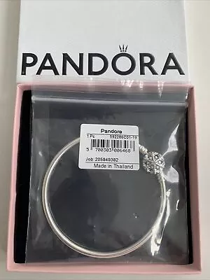 Genuine Pandora Bracelet Bangle Snowflake Silver • £25