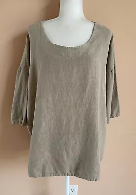 LA Bass Germany Made In Italy 100% Linen Oversize Top • $13.50