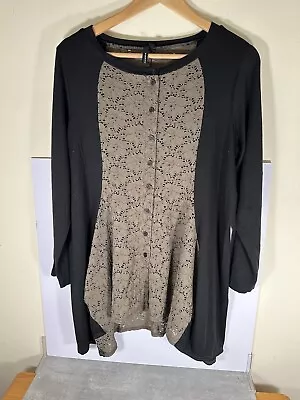 Yong Kim Top Black & Beige Size 16 Asymmetrical Hem Tunic • £18.99