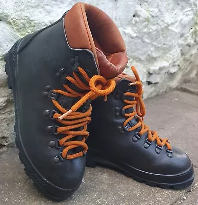 Vintage Karrimor KSB UK 5 Waterproof Walking Hiking Boots Made In Italy • £12.99