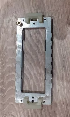£6 • Buy Eaton DELTA MEM Spectra 2 Gang 3 Or 4 Module Grid Frame / Yolk  Ref F8101