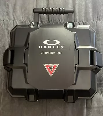 Oakley Standard Issue SI StrongBox Carrying Storage Case Black 101-614-001 RARE • $125