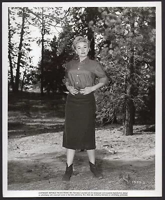 VERA RALSTON Sexy Busty Actress SPOILERS OF THE FOREST Orig Photo 8x10 • $19.95