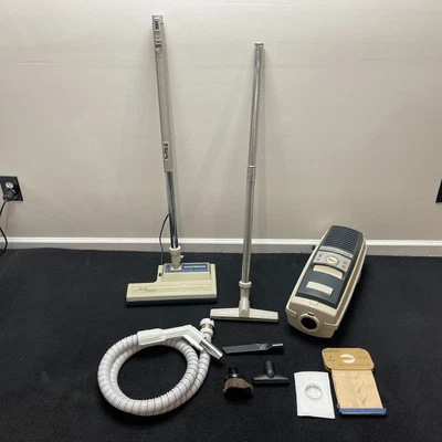 $289.99 • Buy Electrolux Aerus LUX 2100 Canister Vacuum BUNDLE Nozzle + Tools