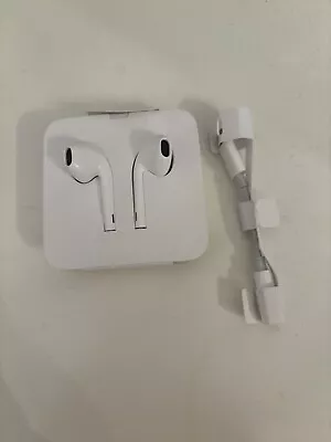 Apple IPhone Handsfree Earphones - Lightning Connector - BRAND NEW - GENUINE • £2.70