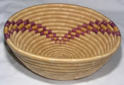 Coil Hand Woven Basket Curved Geometric Pattern W Accent Vintage 8 Inch Dia Mint • $39.99
