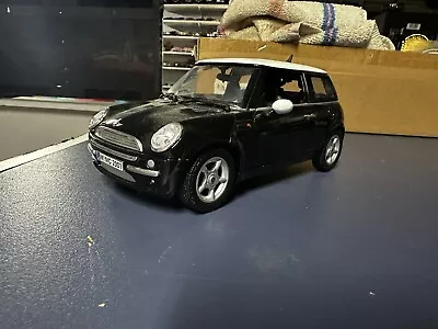 1:18 Motor Max Motormax Black 2001 Mini Cooper • $6