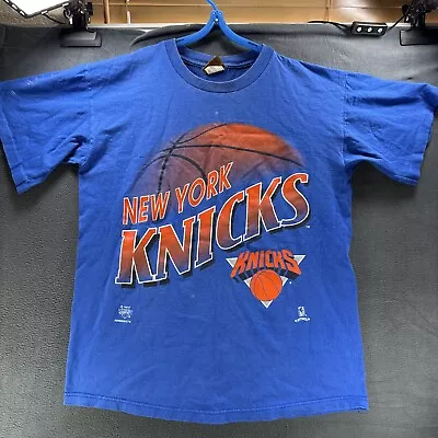 VTG 90s NBA NEW YORK KNICKS NUTMEG T-SHIRT  MADE IN USA SIZE M MEDIUM • $34.99