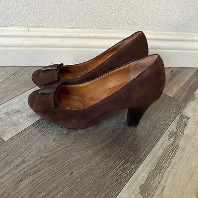 Clarks Artisan Bristol Suede Bow Patent Comfort Cushioned Heels Pumps✨️sz 7.5 • $39.99