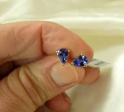 1.36ct AAA Tanzanite 9k Yellow Gold Stud Earrings • £279.99