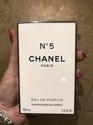 Chanel No5 Eau De Parfum Spray 100ml (3145891255300) • £43.80