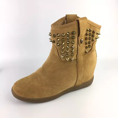 Skechers SKCH+3 Womens Tan Suede Leather Studded Skull Wedge Ankle Boot Shoe 7.5 • $16