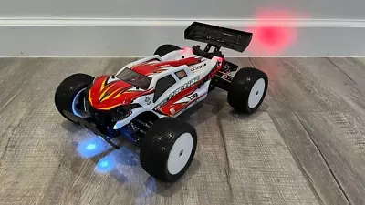 Losi 1/14 Mini 8ight T 4wd Brushless Truggy • $350