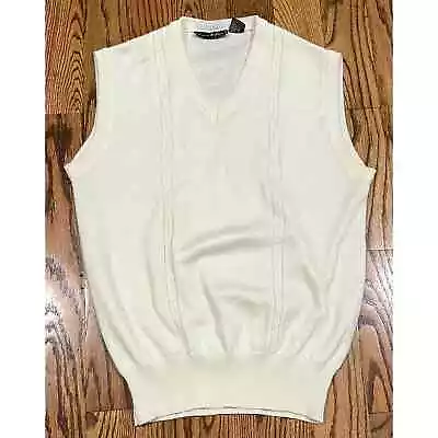 Vintage Andrew St John Sweater Cardigan Vest Mens Size Medium Ivory • $22.49