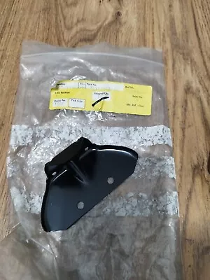 Genuine Nissan Primera P11E Rear Bracket 781832J030 • $14.92