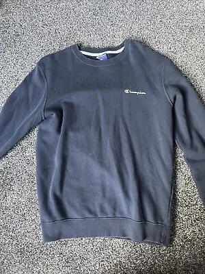 Champion Sweatshirt • £2.69