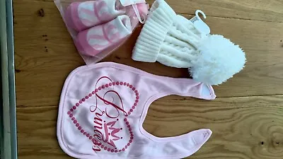 Baby Girls Bundle Hat Bib And Socks • £4.99