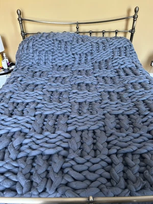 £450 • Buy Merino Arm Knit Blanket Throw King Size Large
