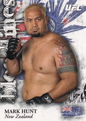 Mark Hunt 2012 Topps UFC Bloodlines Rookie Insert Card #BL-MH RC 160 144 135 127 • $3.99