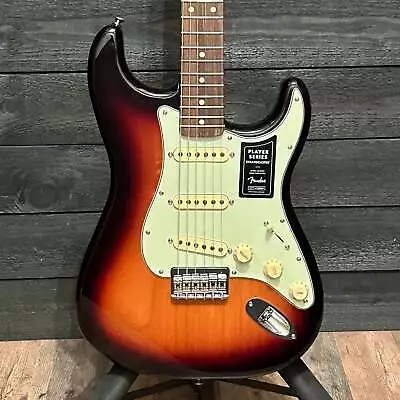 Fender Robert Cray Stratocaster MIM Electric Guitar • $999