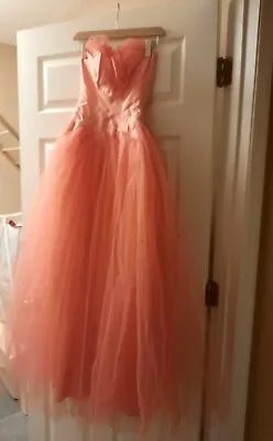 1950s Strapless Tulle Skirt Prom Coral Dress • $50