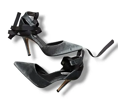 Topshop Graceful Velvet Ribbon Grey Court Shoes Heels 5 BNWT RRP £59 • £21.98