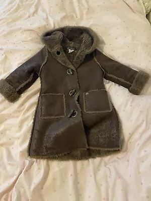 Lili Gaufrette Faux Fur Coat (3-4yrs) Good Condition • £33