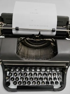 Vintage 1946 Underwood Typewriter With Case Universal Typemaster-Tested Works  • $39
