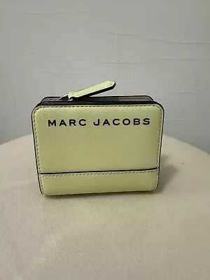 Marc Jacobs Bifold Zipper Wallet • $55