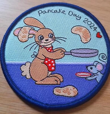 Girlguiding  Brownie Guide Rainbows Scout Cubs Beavers Pancake Day  Cloth Badge • £1.50