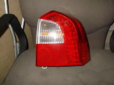 2008-2013 Volvo Xc70 V70 Wagon  Right Passenger Side Lower Tail Light Lamp • $85