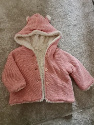 £0.99 • Buy Gap Hoodie 9-12 Months