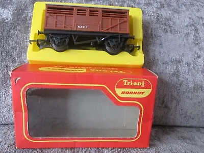 Tri-ang Hornby Model Railway R122 Cattle Wagon 1/76 Scale 00 Gauge Boxed • £4.49