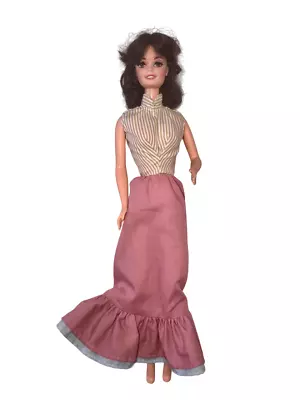 VTG 1995 Barbie As Eliza Doolittle In My Fair Lady Hollywood Legends Doll Mattel • $0.99