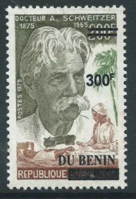 BENIN 2007 Mich 1427  Mich 632 Opt 300f On 200f Dr A Schweitzer U/m Cat 45 Euros • $14.93