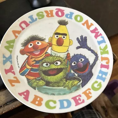 Sesame Street Small Plastic Plate Muppets  A-Z NHP Bert Ernie  Grover Oscar 1977 • $14.99