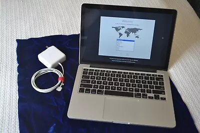 Apple MacBook Pro 13  (256GB SSD Intel Core I5 2.4 GHz  8GB RAM) Late 2013 • $58