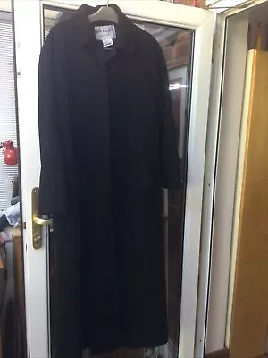 Jaeger Ladies Cashmere & Wool Black Coat Size UK 14- Preloved (refT32) • £35