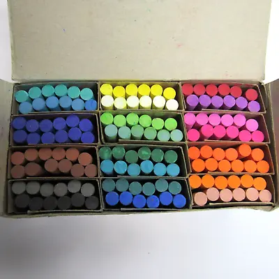 Vintage Crayola Brilliant Colored Chalk Binney & Smith 144 Sticks #400 Non-toxic • $29.99