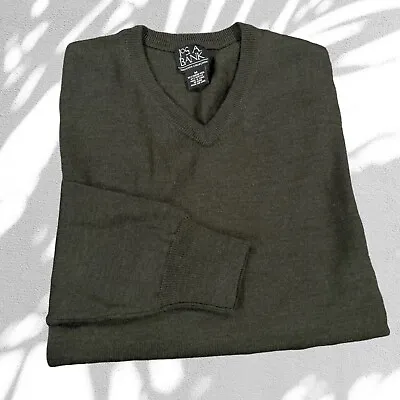 Jos A  Bank V Neck Sweater Mens Medium Green Merino Wool Acrylic Blend • $15.99