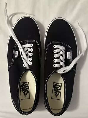 Vans Shoes Women’s Size 10.5 / Men’s Size 9 • $30