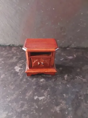 Dolls House Miniature 1:12th Scale Lounge Wooden Red Mahogany TV Stand  • £7.34