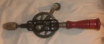 VINTAGE MILLER FALLS HAND DRILL No 2-01 EGG BEATER TYPE IN VERY GOOD CONDITION • $34.99