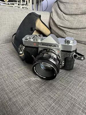 Konica Autoreflex T • $25