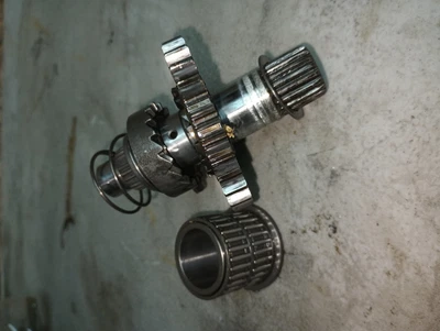 $21.92 • Buy 2001 Honda CR250R OEM KICKSTART KICK START SHAFT W IDLER GEAR