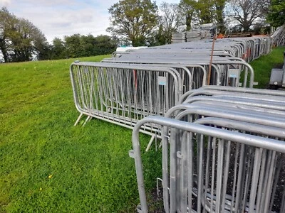 £3000 • Buy Pedestrian Crowd Barriers X 120*Galvanized Fixed Leg Type*Used